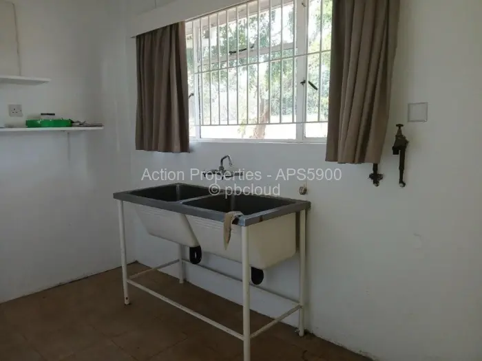 4 Bedroom House to Rent in Mount Pleasant