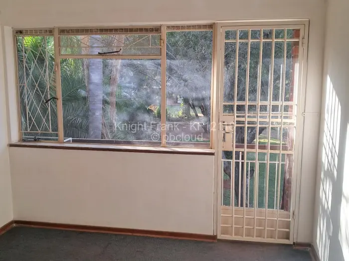 Townhouse/Complex/Cluster to Rent in Avenues, Harare