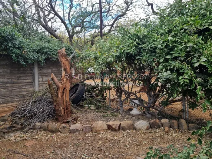 3 Bedroom House for Sale in Suburbs, Bulawayo