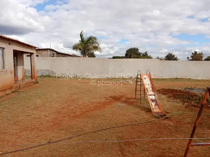 3 Bedroom House for Sale in Hatcliffe, Harare
