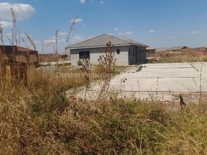 Stand for Sale in Glaudina, Harare
