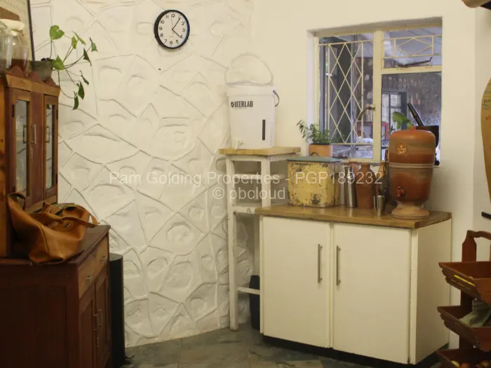 5 Bedroom House to Rent in Umwinsidale