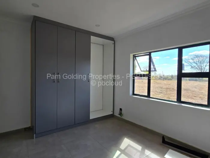 Townhouse/Complex/Cluster for Sale in Four Winds, Bulawayo