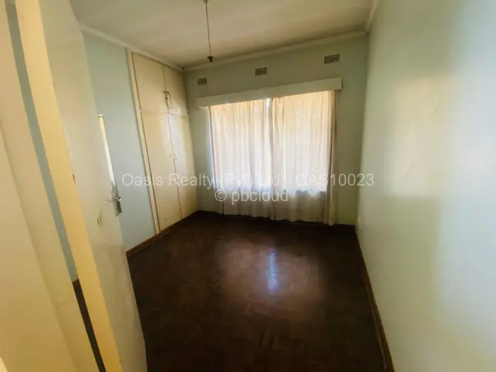 Commercial Property to Rent in Marlborough