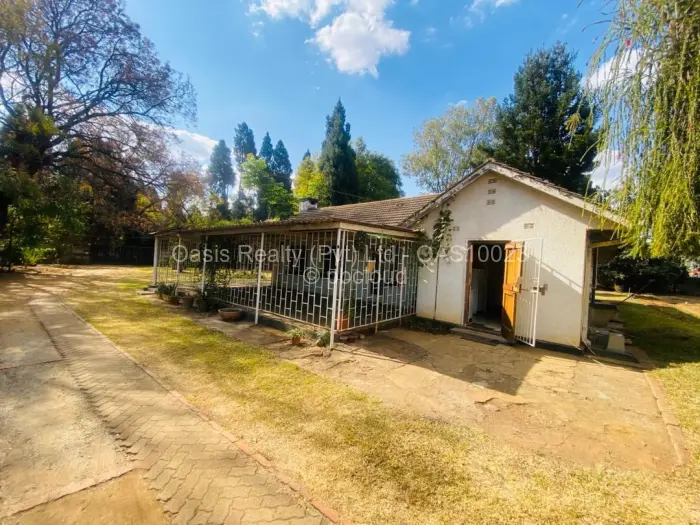 Commercial Property to Rent in Marlborough