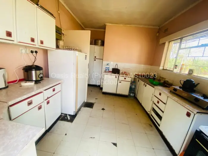 Commercial Property to Rent in Marlborough
