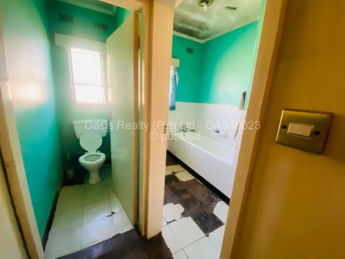 Commercial Property to Rent in Marlborough