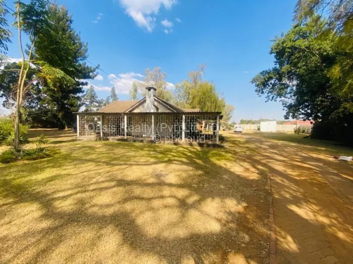 Commercial Property to Rent in Marlborough