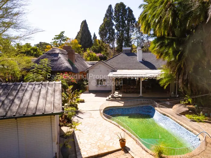 11 Bedroom House for Sale in Greendale, Harare