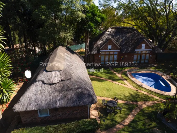 11 Bedroom House for Sale in Greendale, Harare