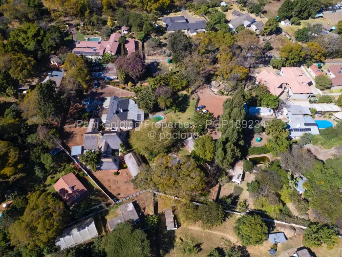 11 Bedroom House for Sale in Greendale, Harare