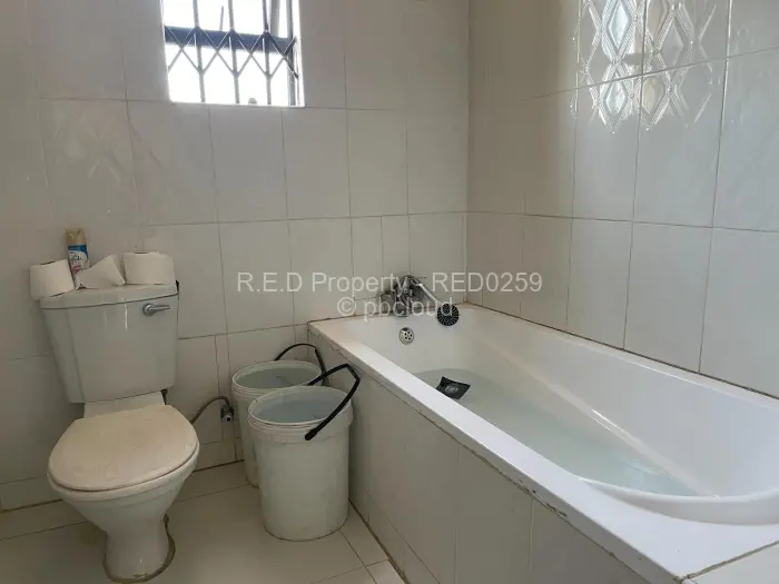 3 Bedroom House for Sale in Gumtree, Bulawayo