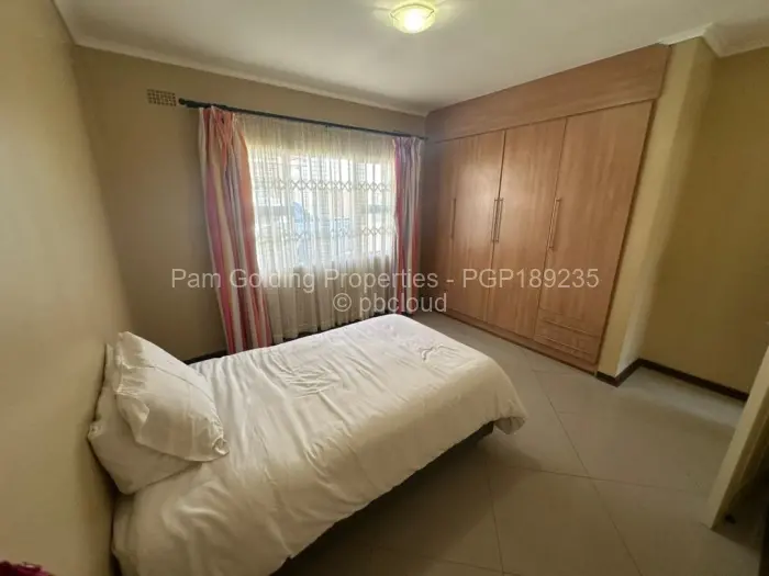 Townhouse/Complex/Cluster to Rent in Avondale West