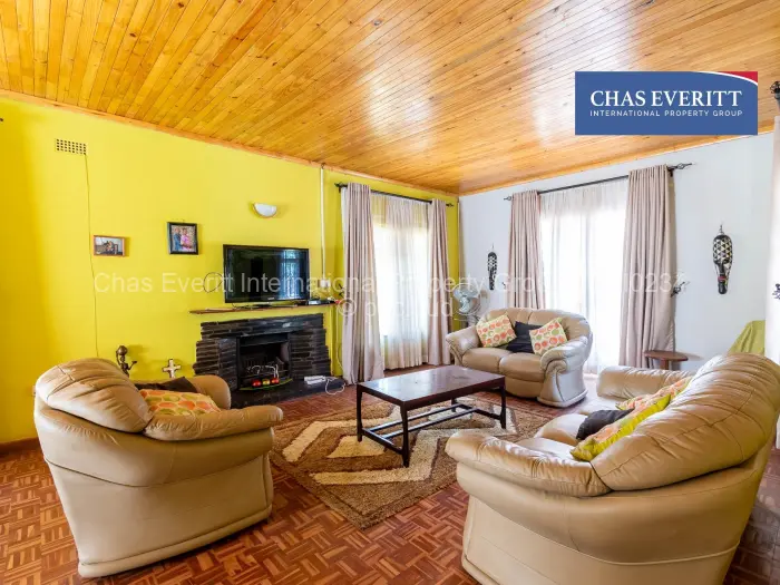 3 Bedroom House to Rent in Greendale North