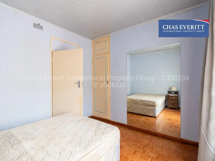 3 Bedroom House to Rent in Greendale North