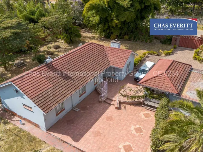 3 Bedroom House to Rent in Greendale North