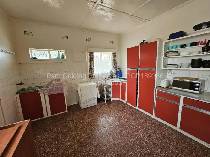 3 Bedroom House for Sale in Famona, Bulawayo