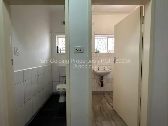3 Bedroom House for Sale in Famona, Bulawayo