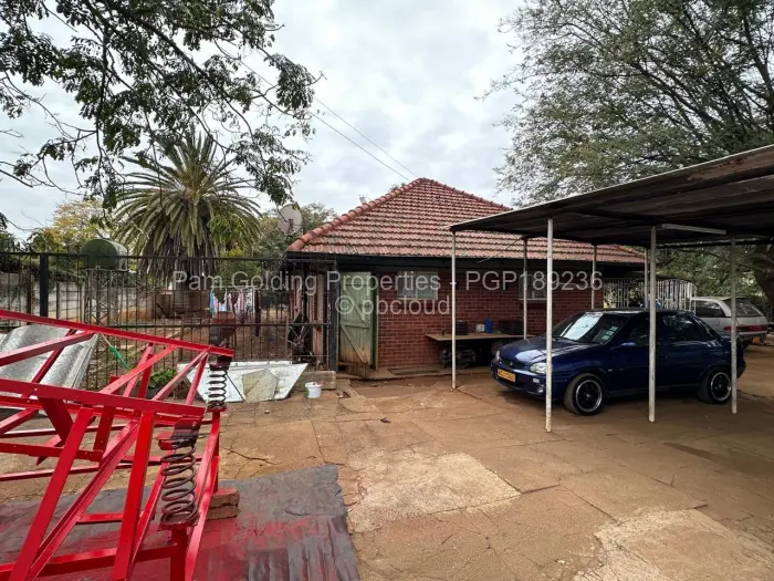 3 Bedroom House for Sale in Famona, Bulawayo