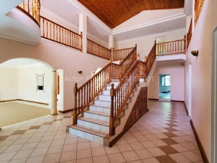 5 Bedroom House to Rent in Glen Lorne