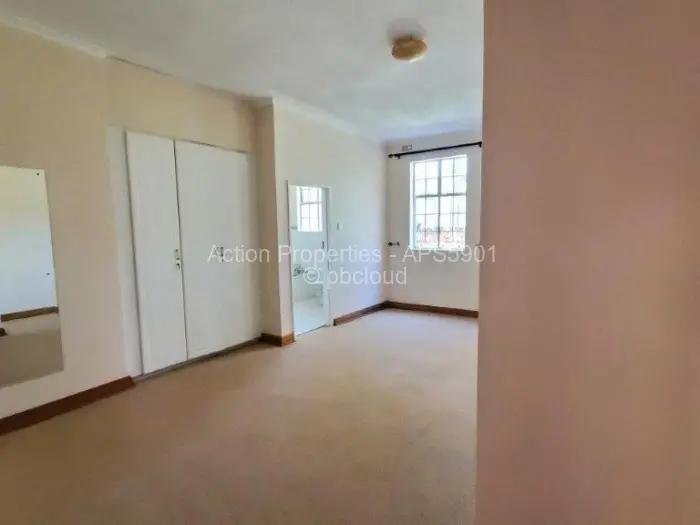 5 Bedroom House to Rent in Glen Lorne