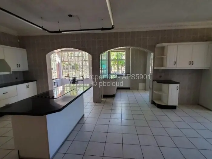 5 Bedroom House to Rent in Glen Lorne