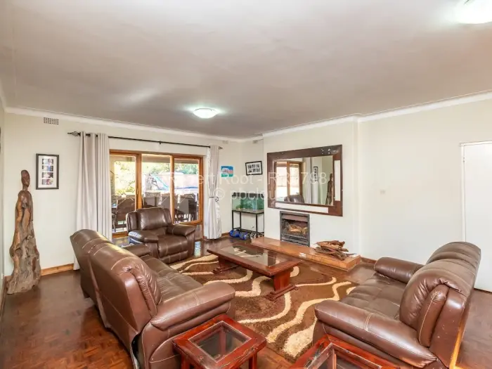 5 Bedroom House for Sale in Ballantyne Park, Harare