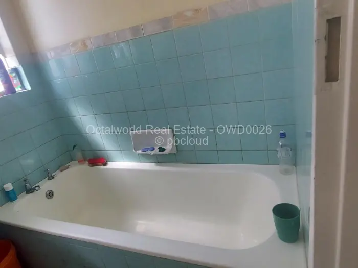 3 Bedroom House to Rent in Cotswold Hills