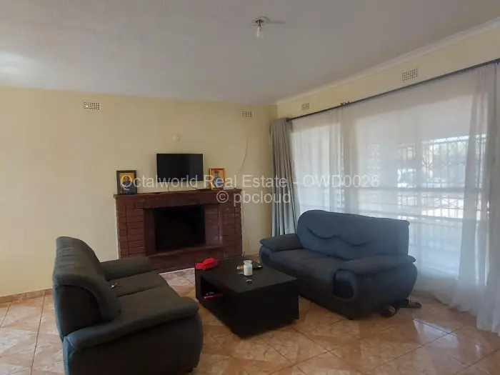 3 Bedroom House to Rent in Cotswold Hills