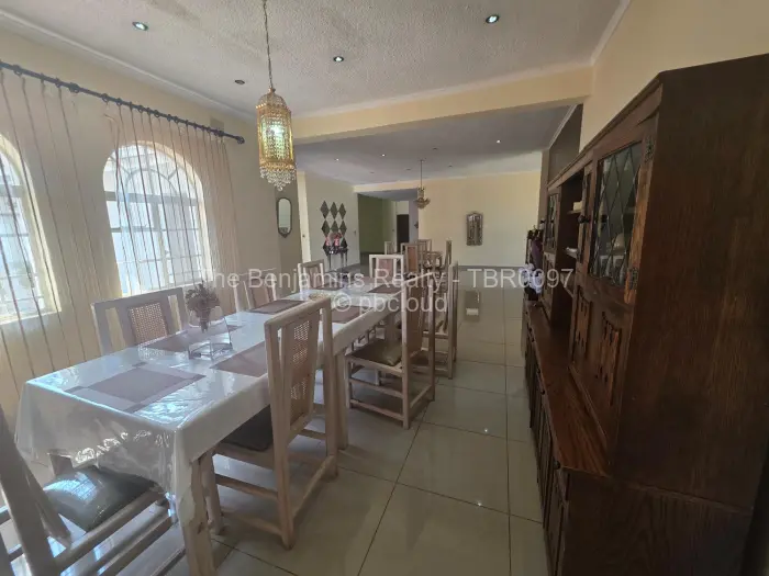 4 Bedroom House to Rent in Gunhill