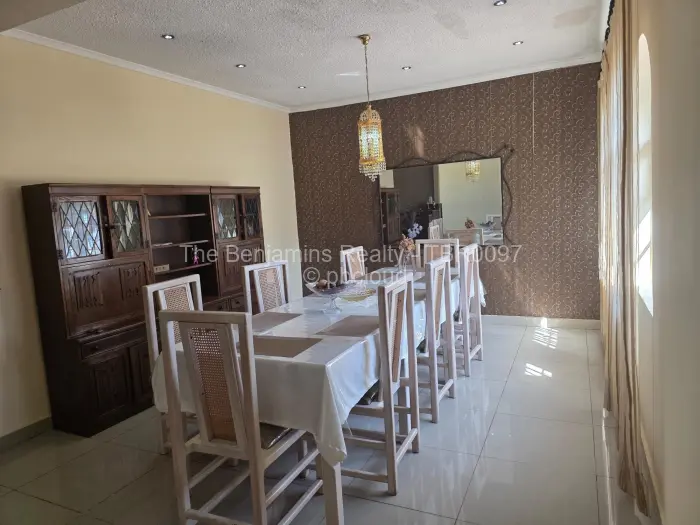 4 Bedroom House to Rent in Gunhill