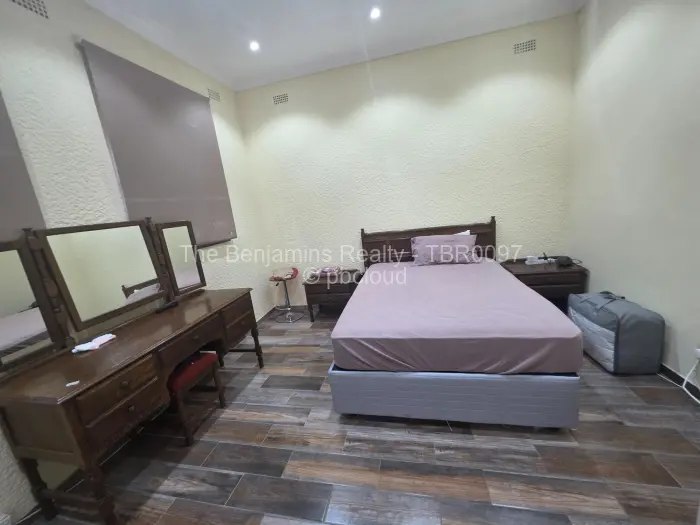 4 Bedroom House to Rent in Gunhill