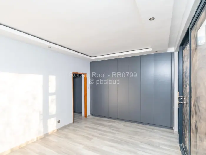 Townhouse/Cluster for Sale in Highlands, Harare