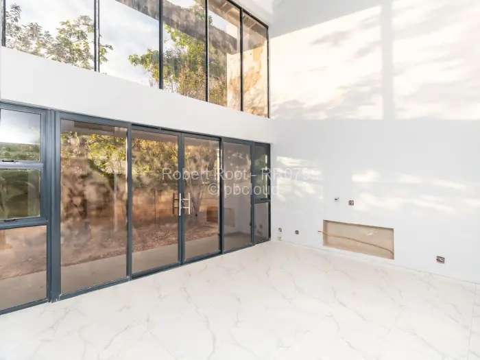 Townhouse/Cluster for Sale in Highlands, Harare