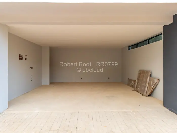 Townhouse/Cluster for Sale in Highlands, Harare