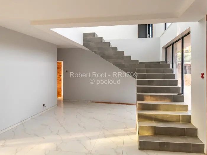 Townhouse/Cluster for Sale in Highlands, Harare