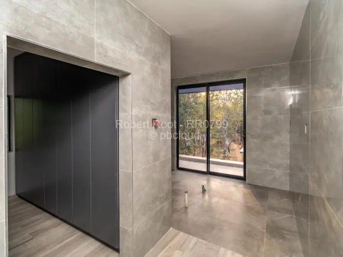 Townhouse/Cluster for Sale in Highlands, Harare