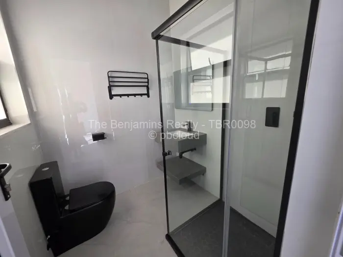 Townhouse/Complex/Cluster to Rent in Avondale