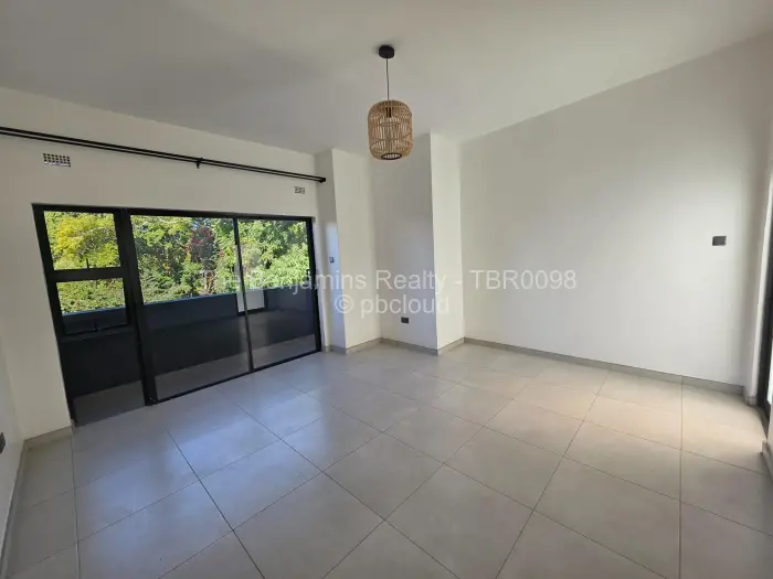 Townhouse/Complex/Cluster to Rent in Avondale