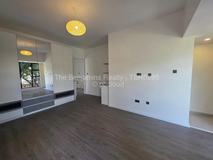 Townhouse/Complex/Cluster to Rent in Avondale
