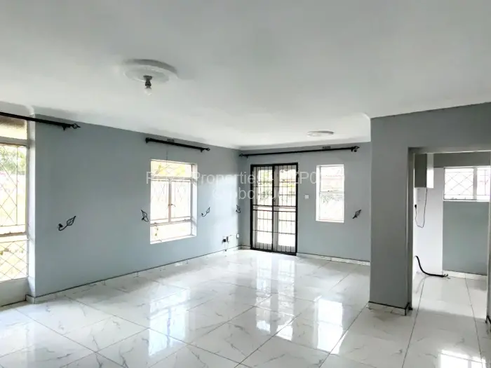 3 Bedroom House to Rent in Queensdale, Harare