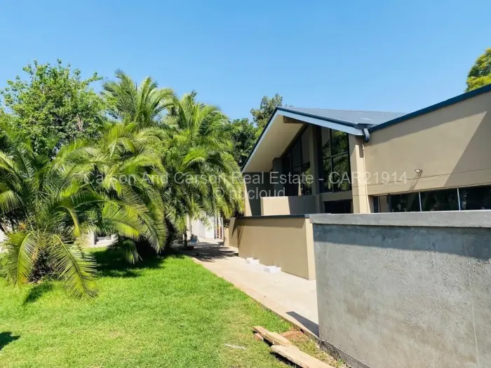 Townhouse/Complex/Cluster to Rent in Avondale West