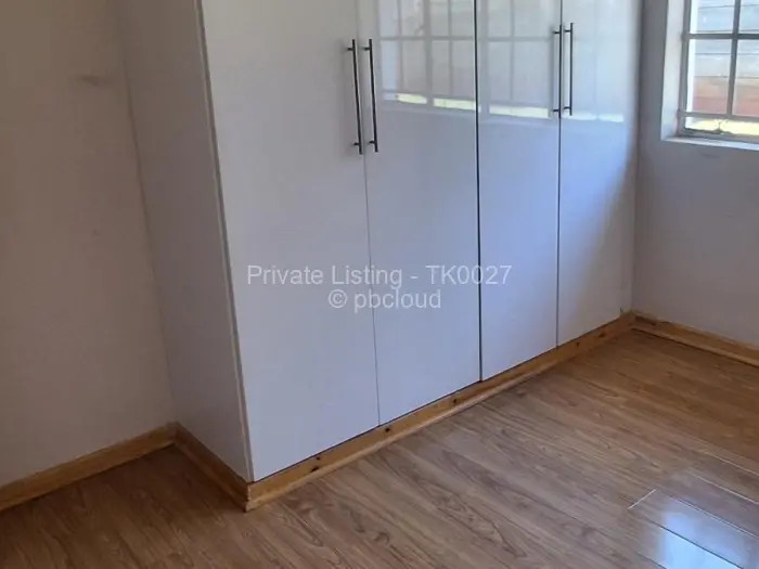 Townhouse/Complex/Cluster to Rent in Upper Hillside, Harare