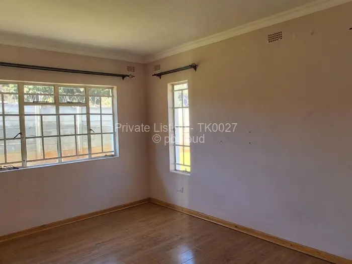 Townhouse/Complex/Cluster to Rent in Upper Hillside, Harare
