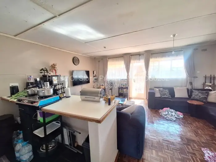 Flat/Apartment for Sale in Meyrick Park, Harare