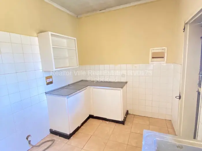3 Bedroom House to Rent in Waterfalls