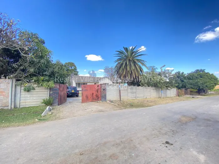 3 Bedroom House to Rent in Waterfalls
