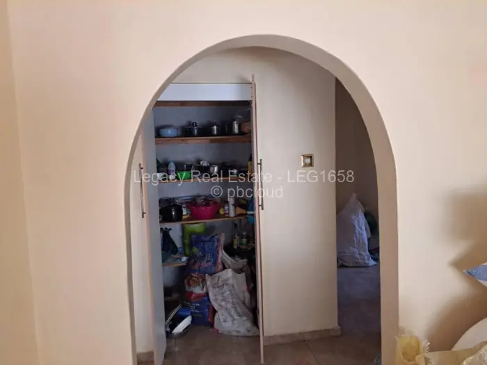 4 Bedroom House to Rent in Marlborough