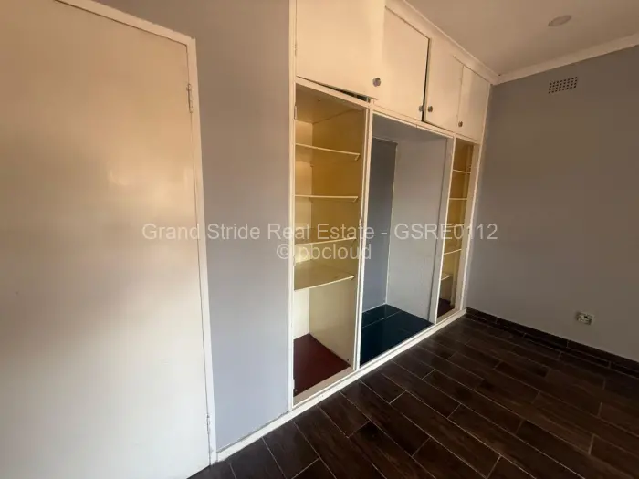 Commercial Property to Rent in Kamfinsa