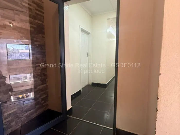 Commercial Property to Rent in Kamfinsa
